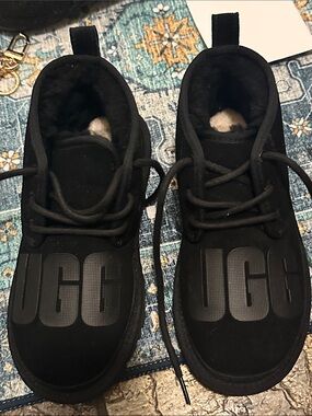 Ugg Neumel Scatter Graphic Chukka Boot-Woman’s.